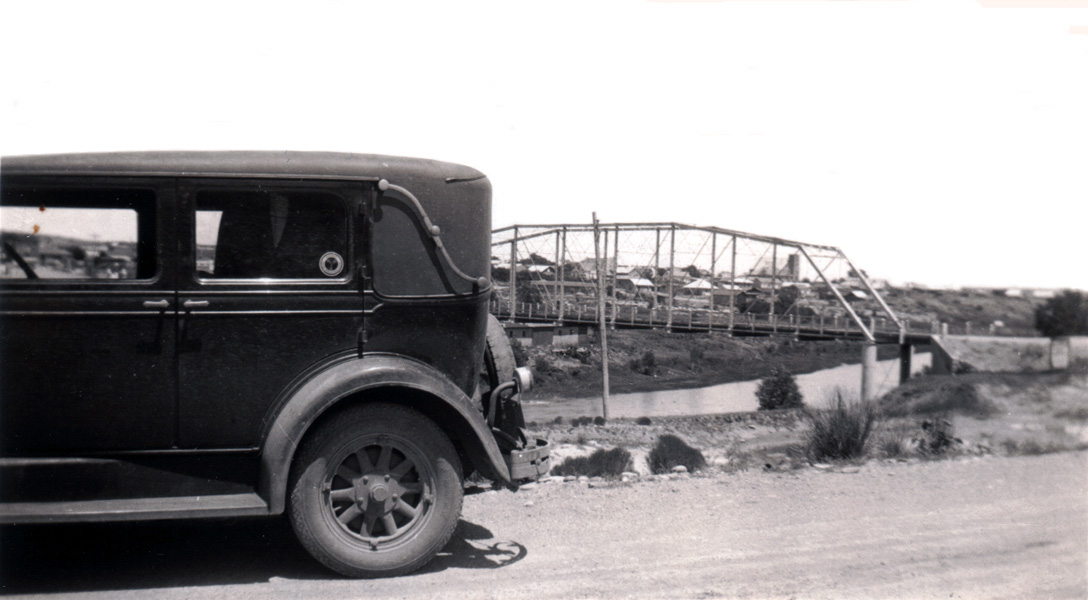 1928 Hotel Oldsmobile